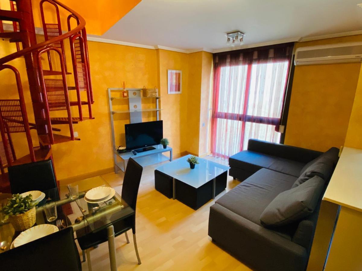 El Rincon De Las Armas Apartment Zaragoza Luaran gambar