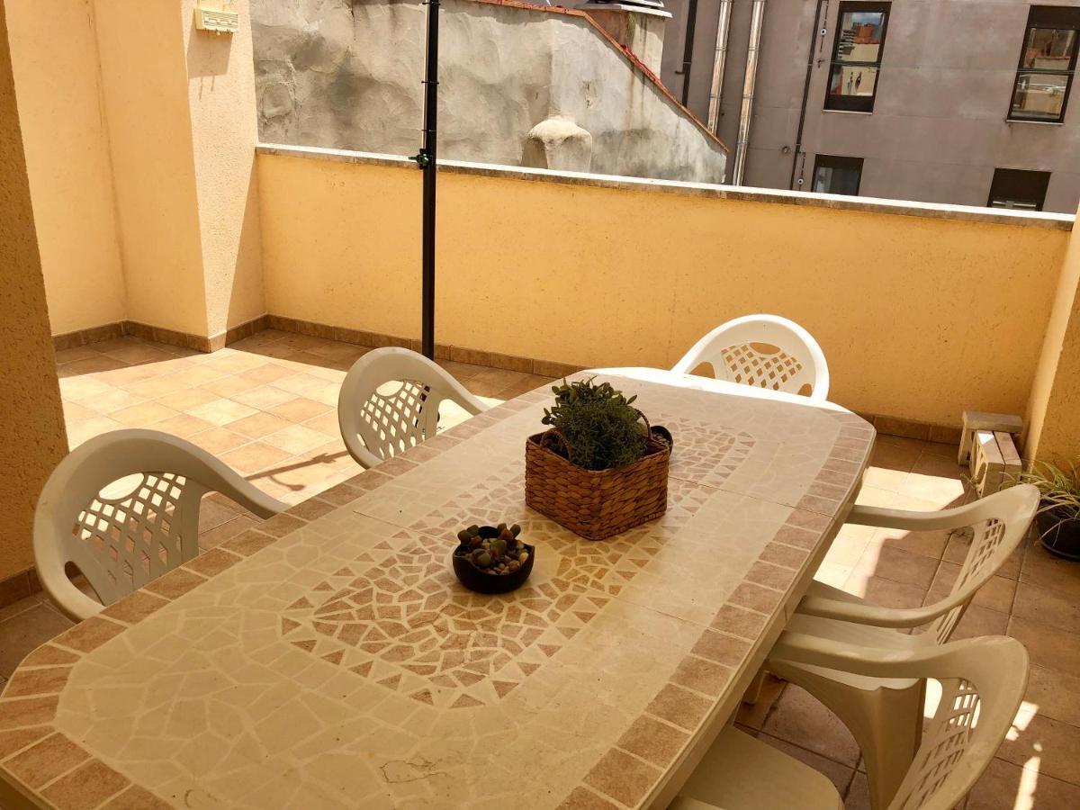 El Rincon De Las Armas Apartment Zaragoza Luaran gambar